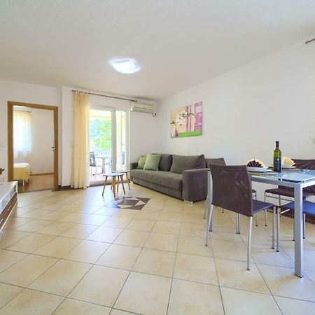 Apartmán Baska Point Exteriér fotografie