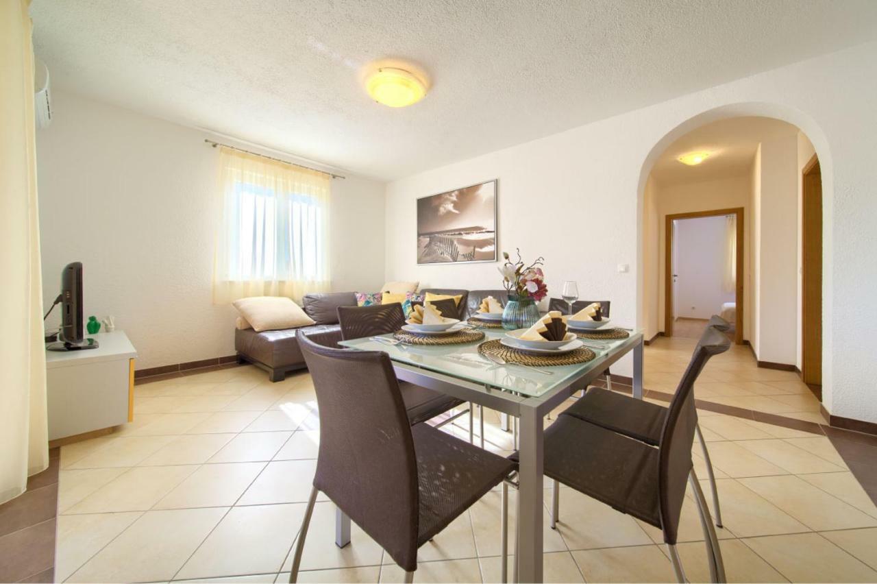 Apartmán Baska Point Exteriér fotografie