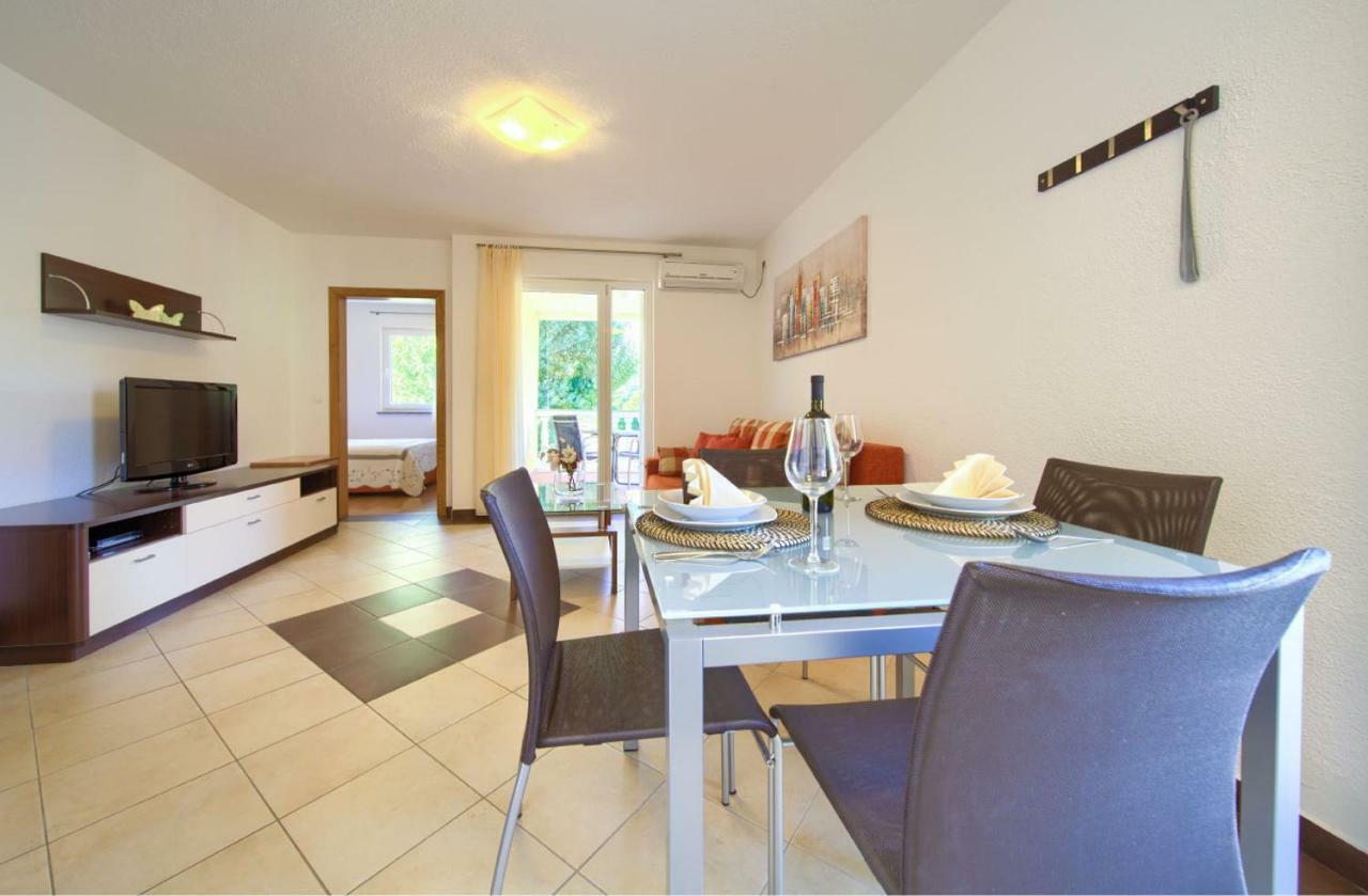 Apartmán Baska Point Exteriér fotografie