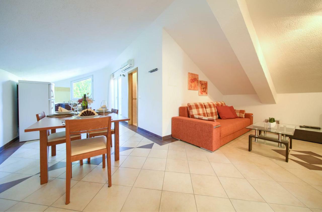 Apartmán Baska Point Exteriér fotografie